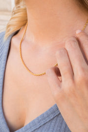 Simplicity Maeve Necklace 18k Gold Plated
